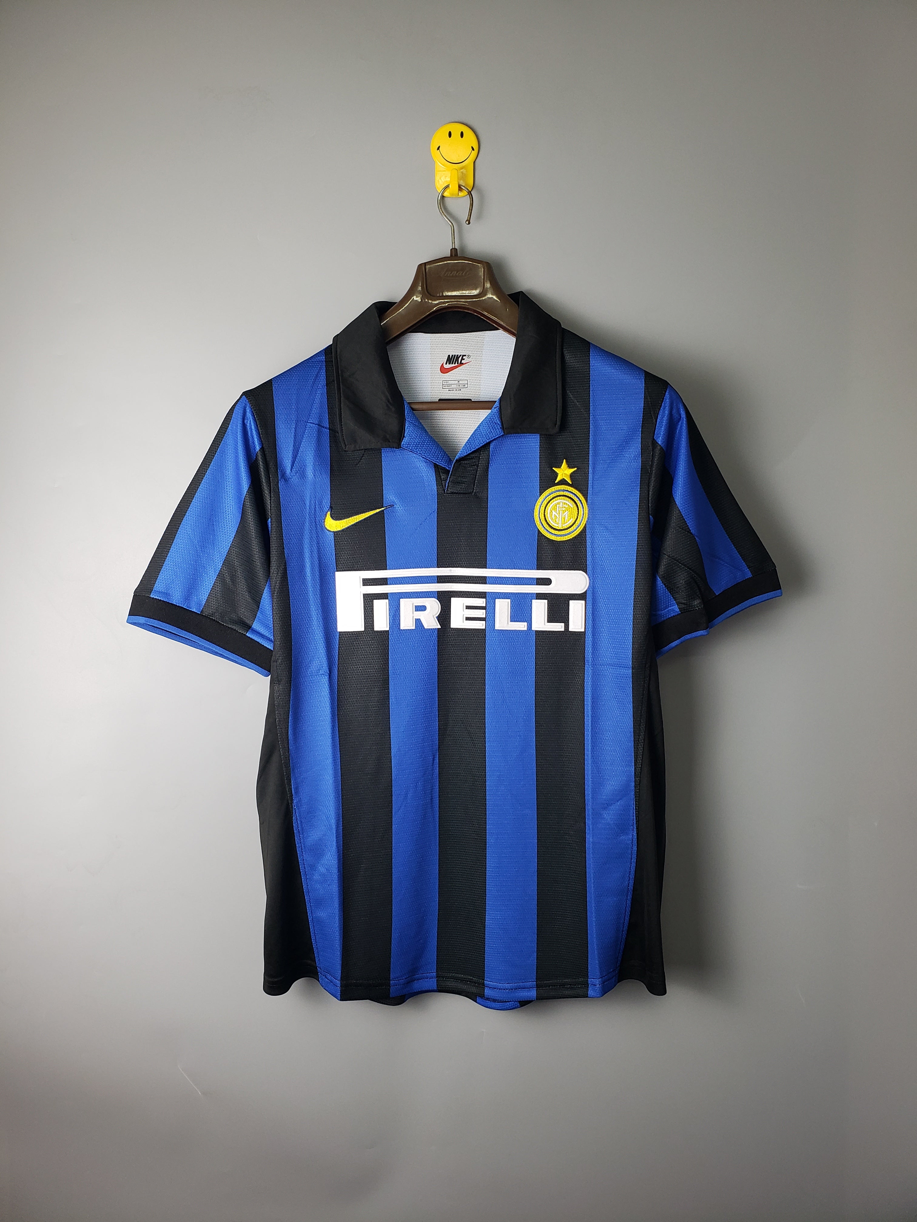 Maillot rétro domicile de l'Inter Milan 1998