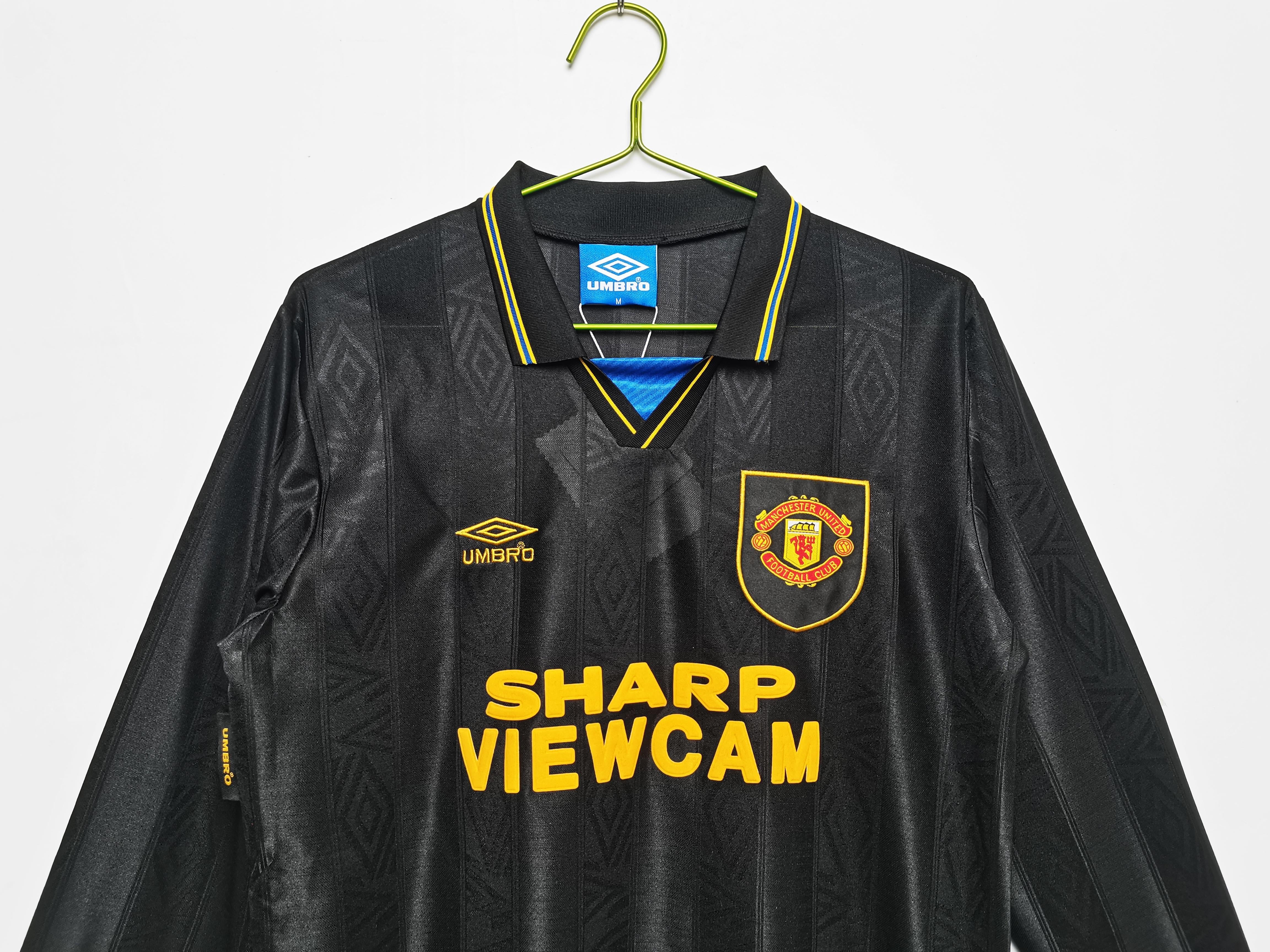 Maillot extérieur à manches longues de Manchester United 1993-1995