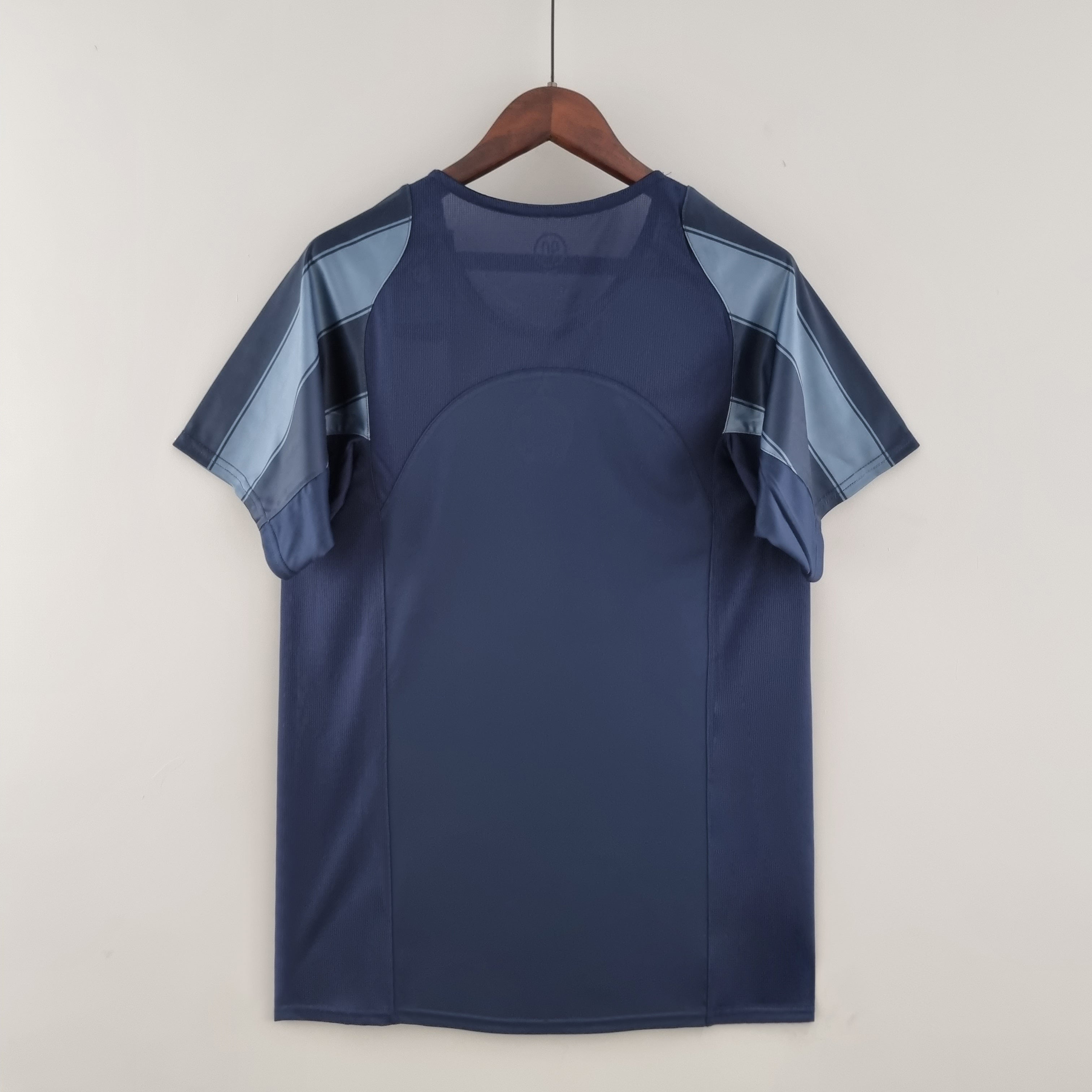 Maillot rétro de l'Inter Milan 2004
