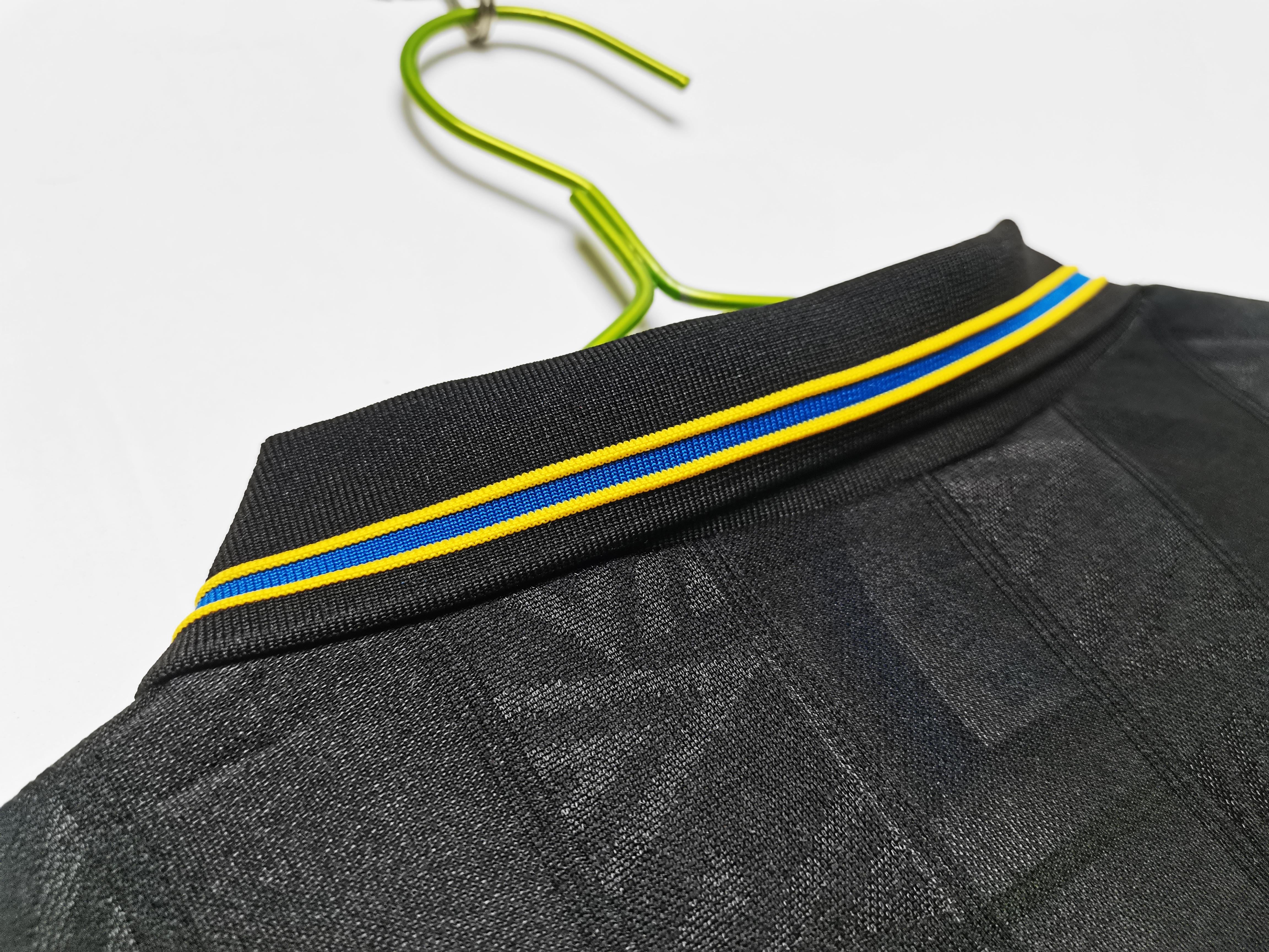Maillot extérieur à manches longues de Manchester United 1993-1995