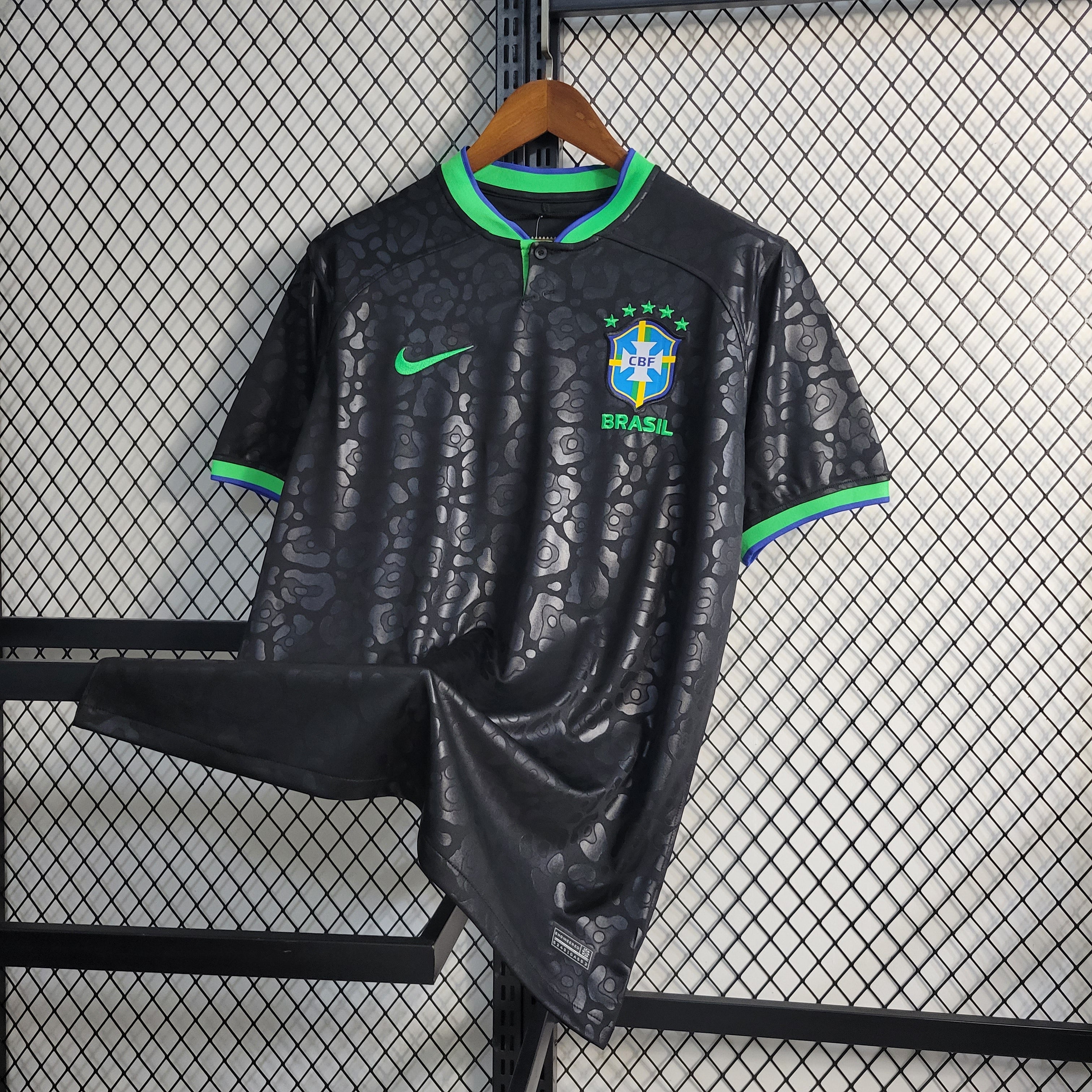 Brasilien Schwarzes Trikot Leopardenmuster 2024