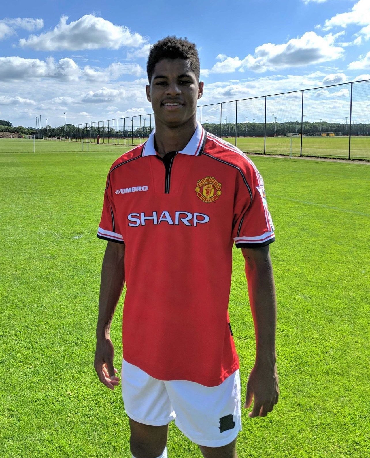 1998–1999 Manchester United Heimtrikot im Retro-Stil