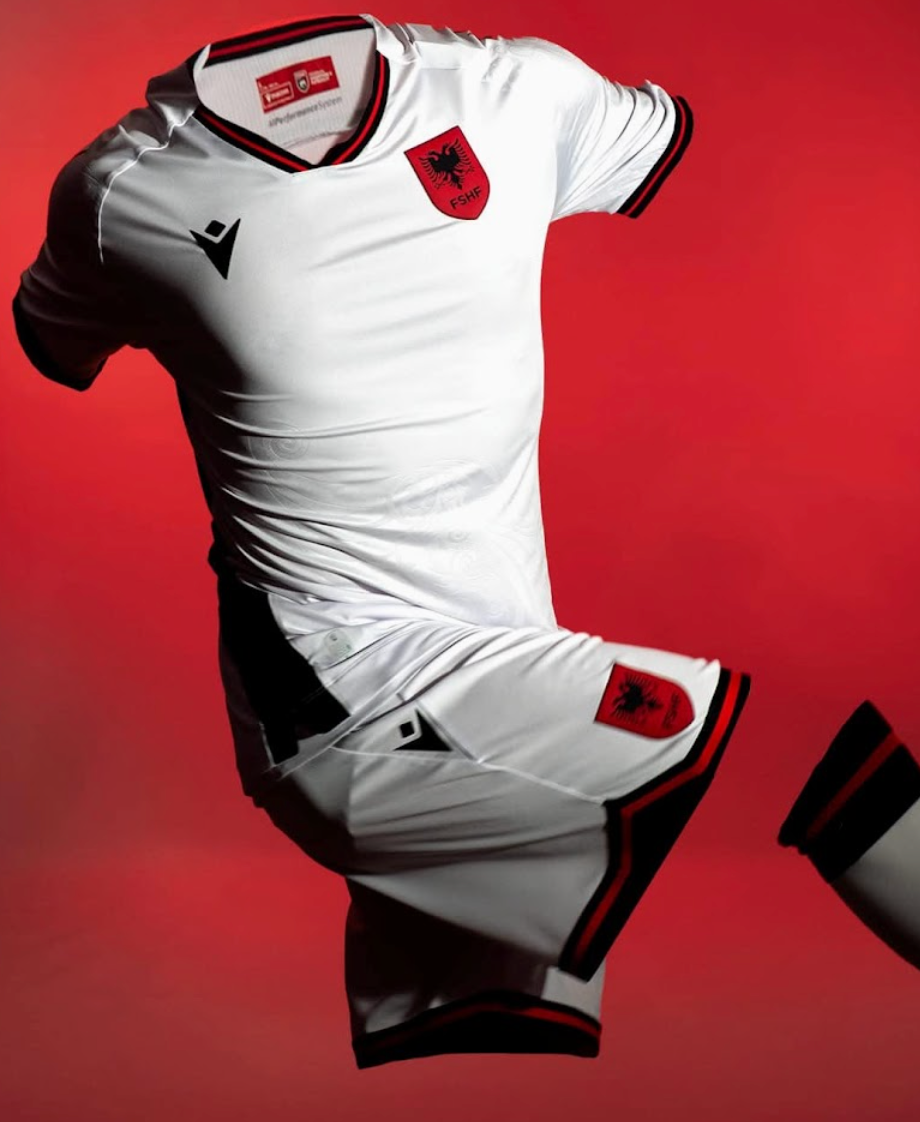 Troisième maillot Albanie 2025/2026 (blanc)
