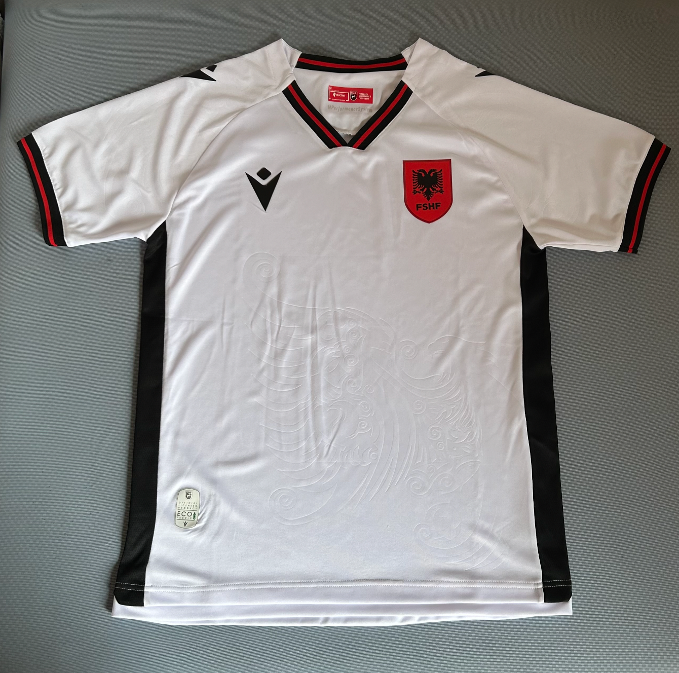 Troisième maillot Albanie 2025/2026 (blanc)