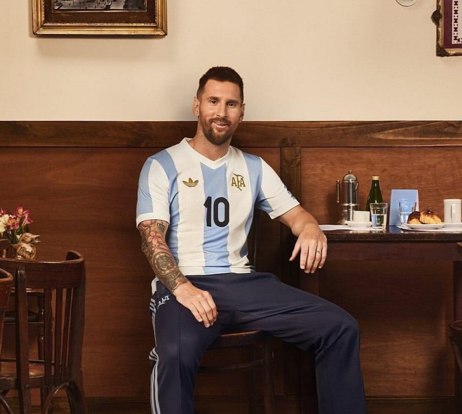 Maillot Argentine 2025, kit 50e anniversaire