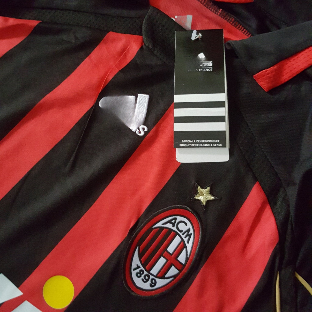 Maillot rétro domicile de l'AC Milan 2006-2007