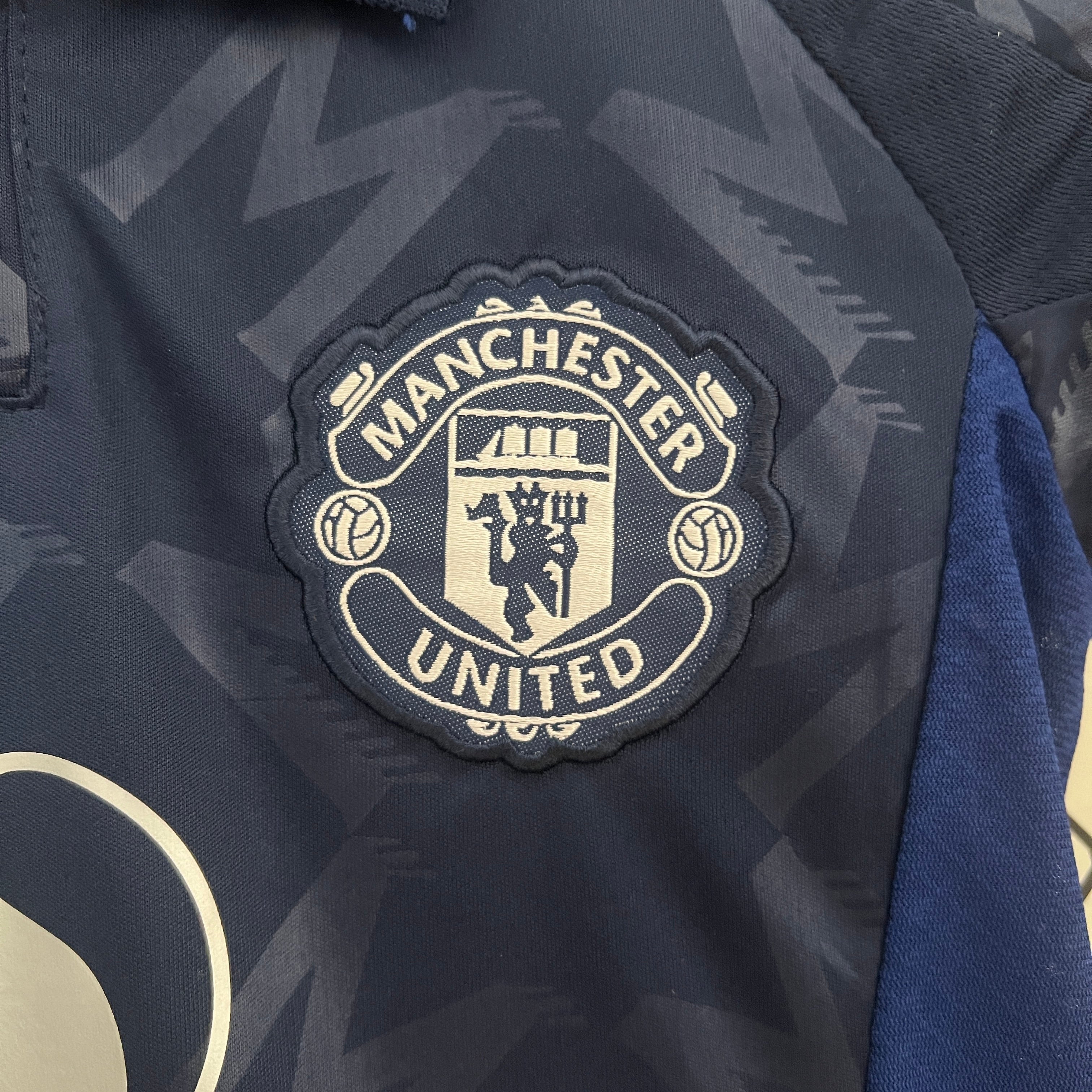 Maillot de football Manchester United 24-25 pour enfant