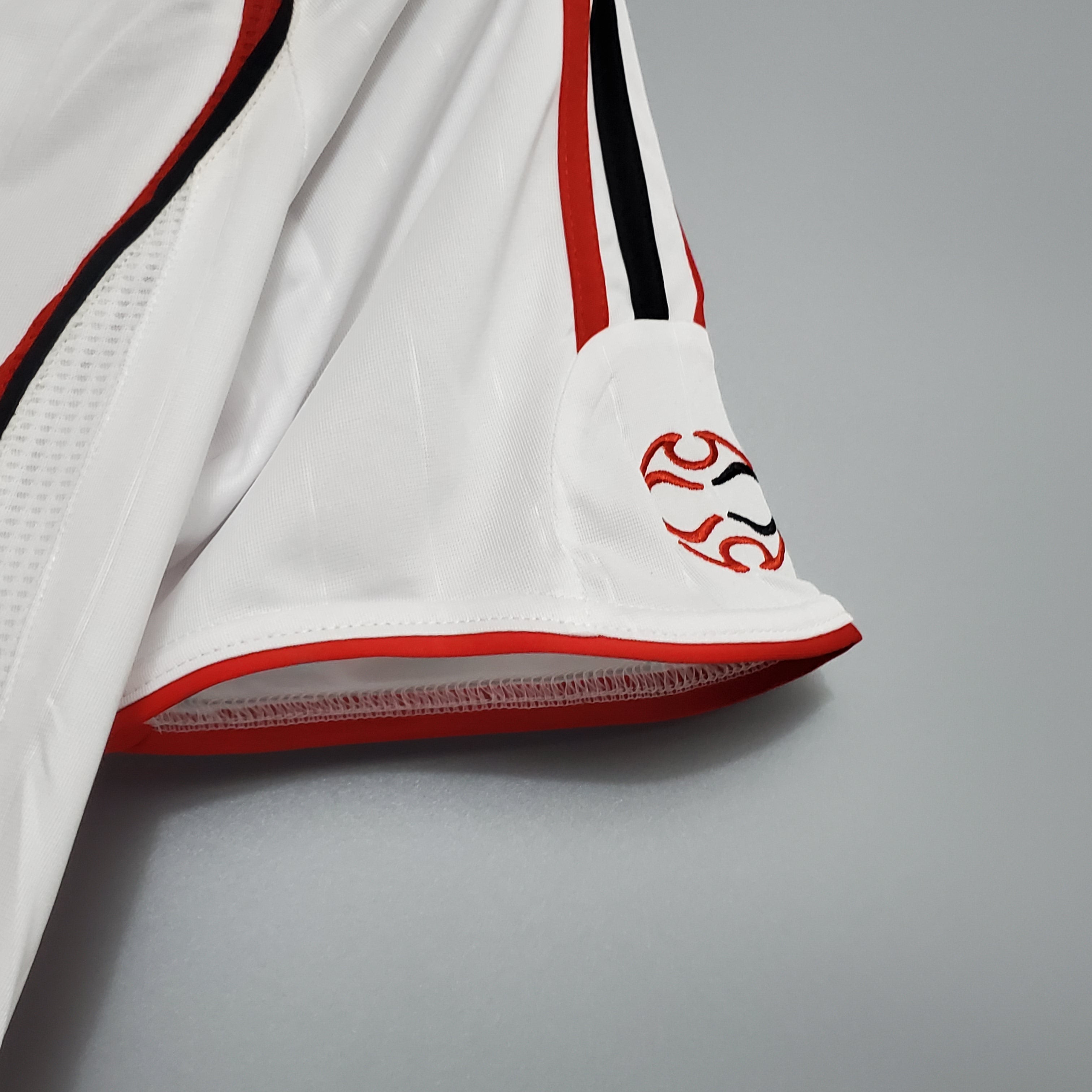 Maillot rétro extérieur de l'AC Milan 2006-2007
