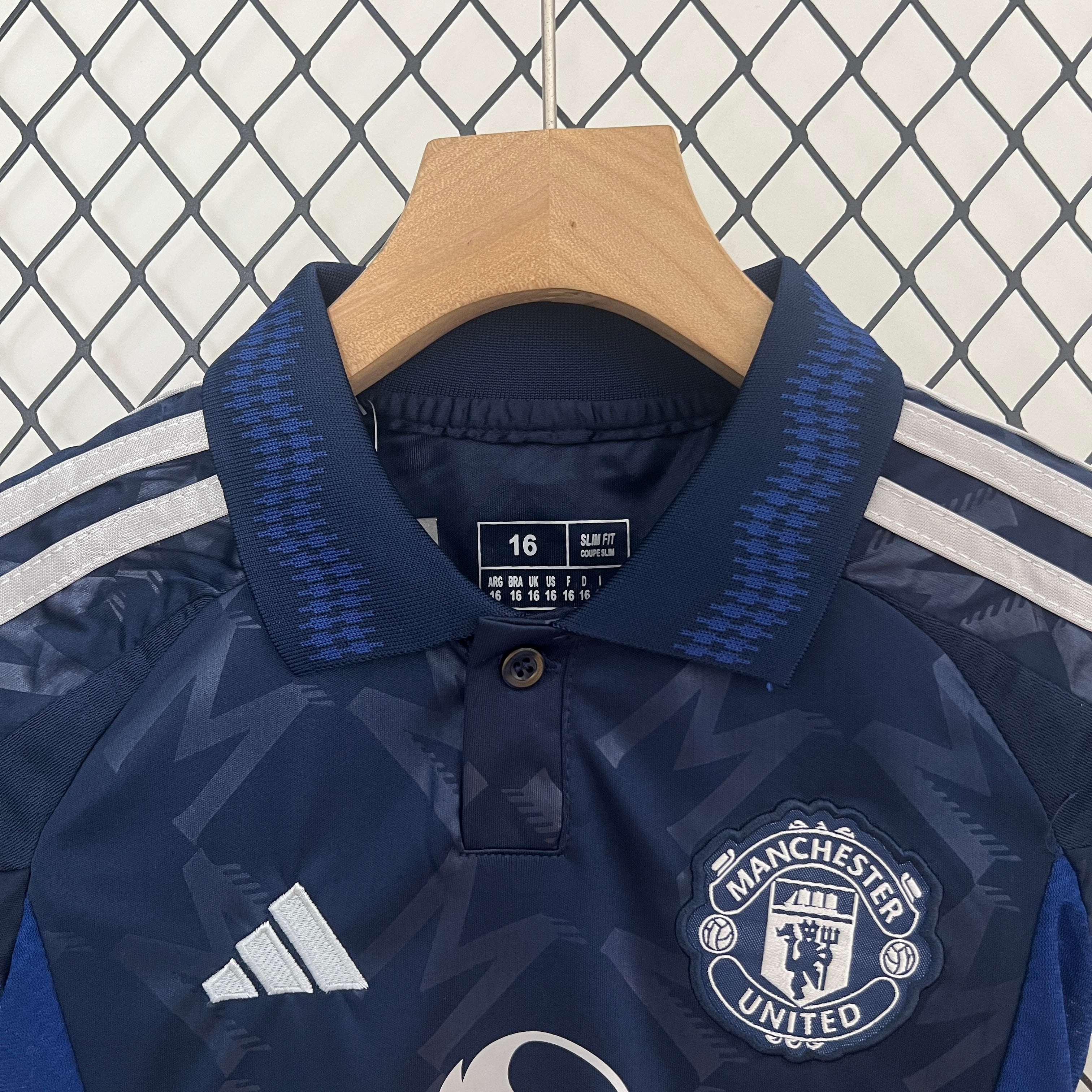 Maillot de football Manchester United 24-25 pour enfant