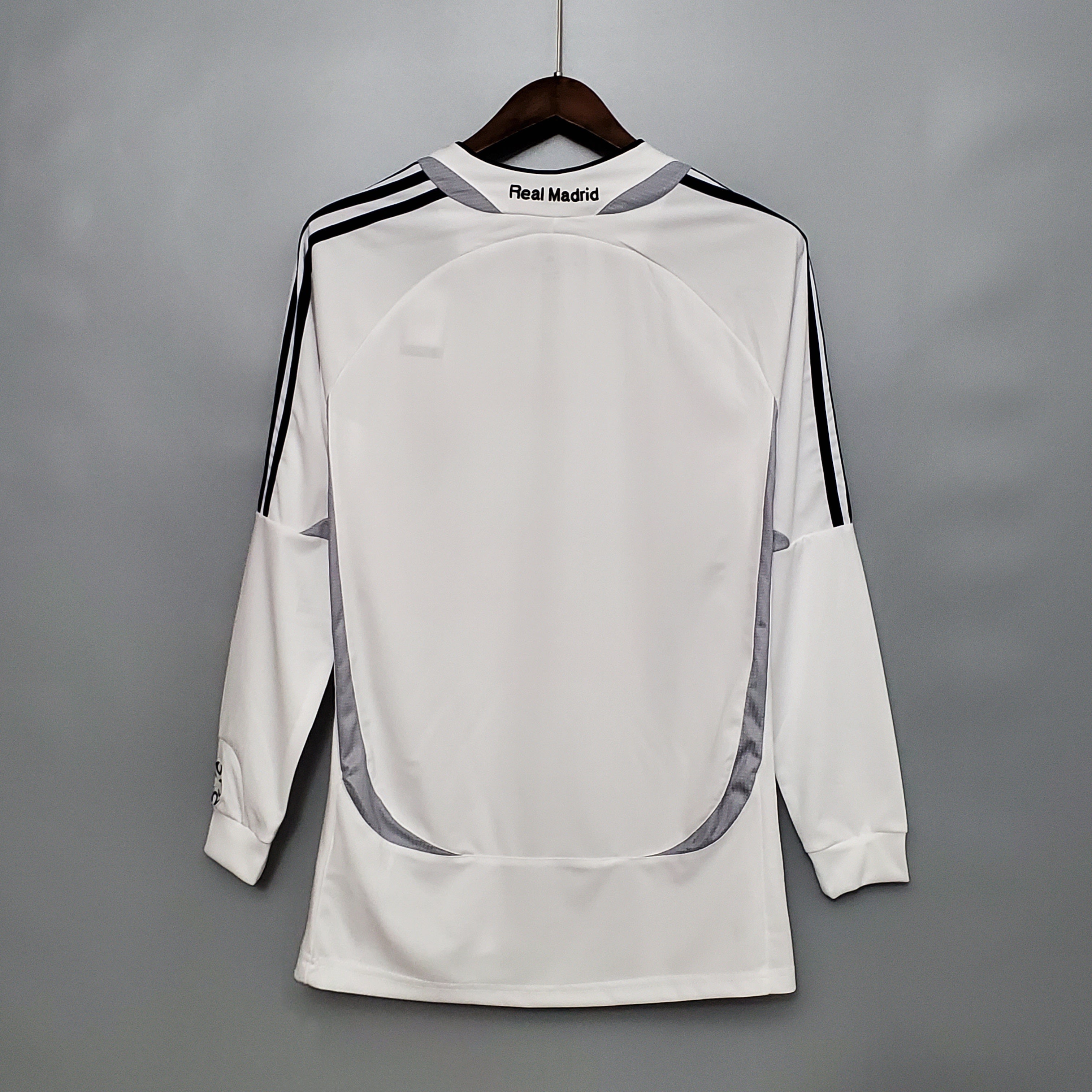 Maillot domicile du Real Madrid 2006-2007 (manches longues)
