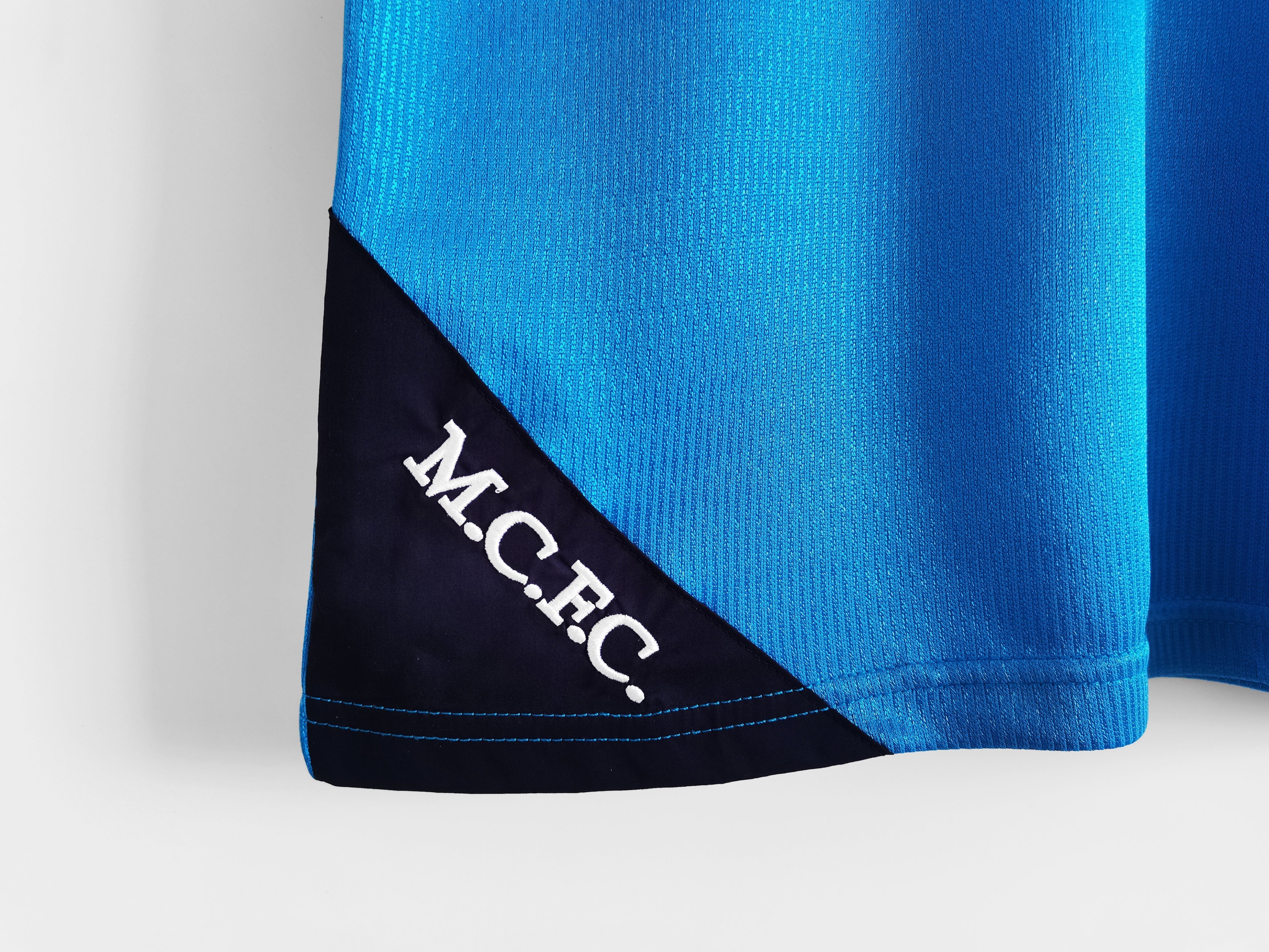 Manchester City 1999–2001 Retro Home Jersey