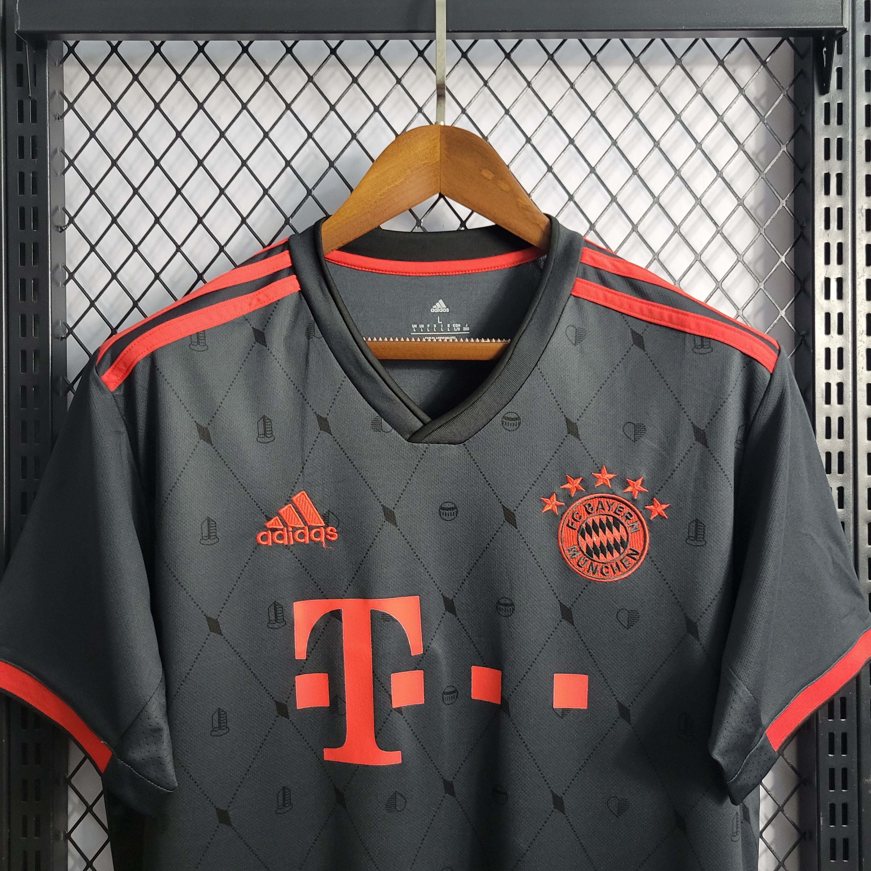 22/23 Bayern Munich away