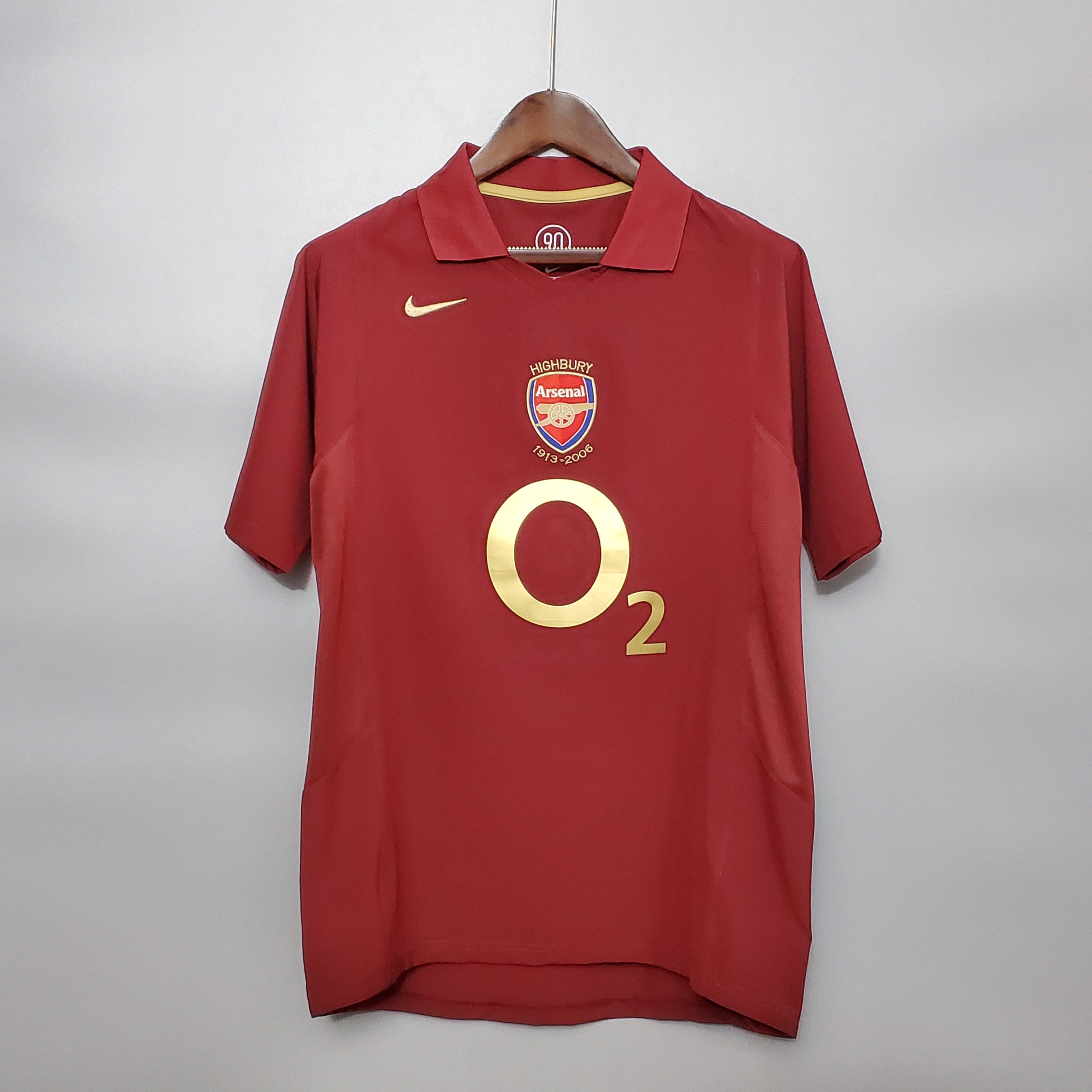 Maillot rétro domicile d'Arsenal 2005-2006