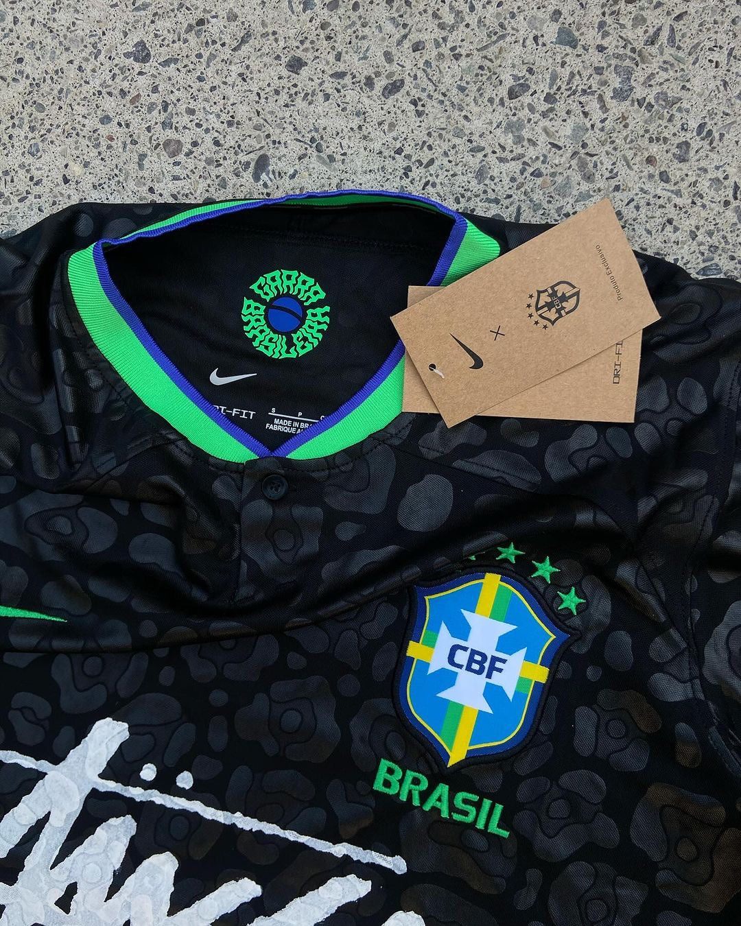 Édition spéciale noire BRÉSIL X STUSSY