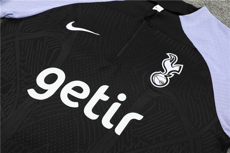Schwarzer Tottenham-Trainingsanzug