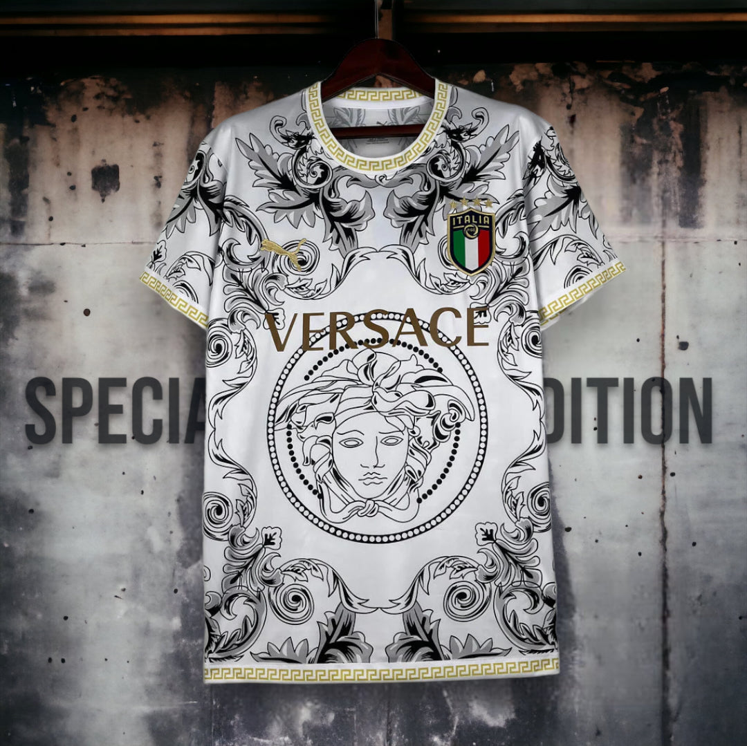 ITALIEN VERSACE Konzeptkit 2023
