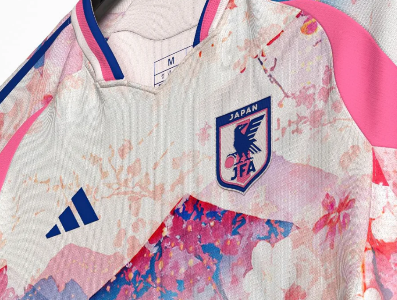 Maillot rose édition spéciale Japon 2024/25