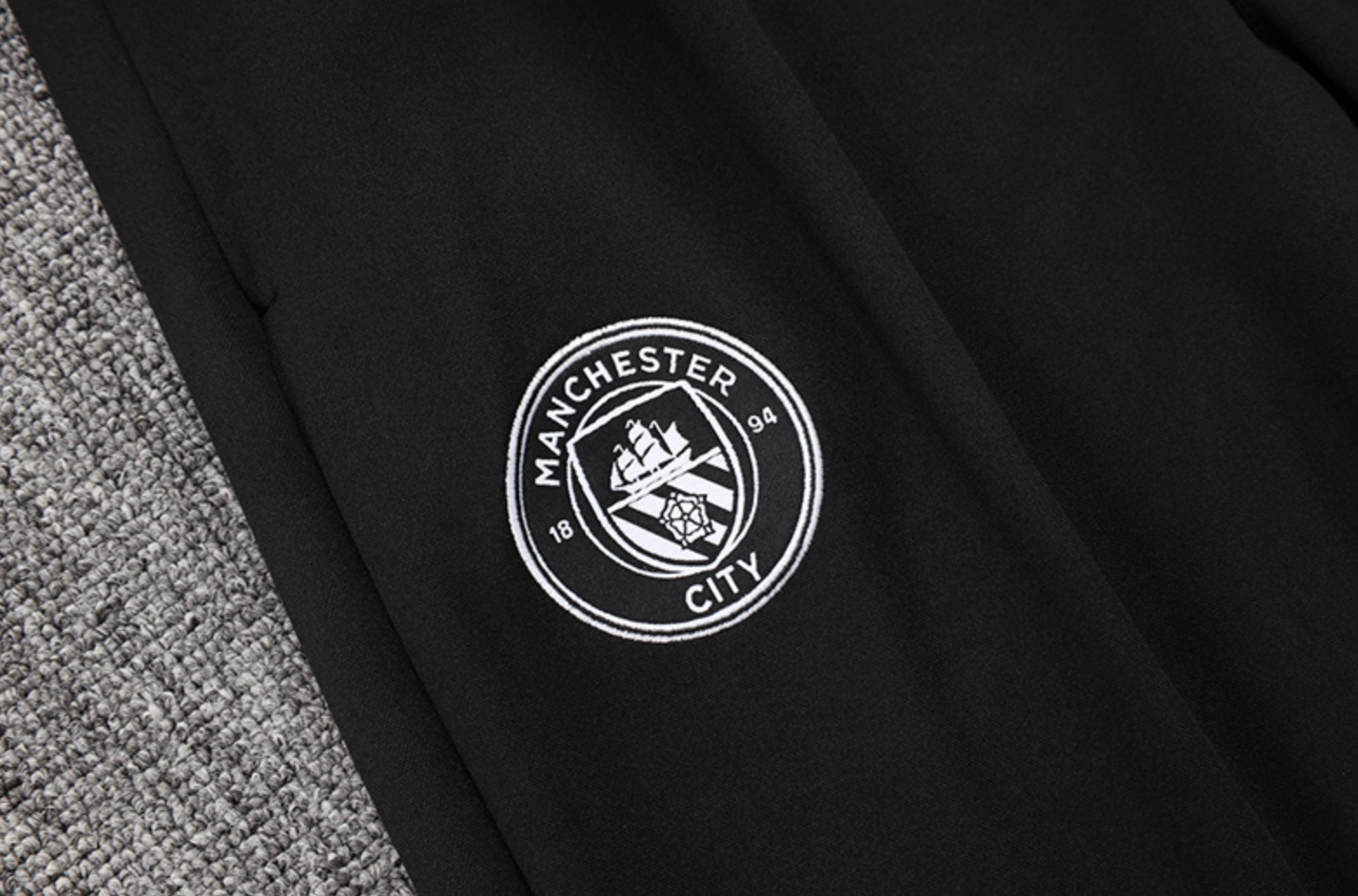 Manchester City 2025/2026 All Black Tracksuit