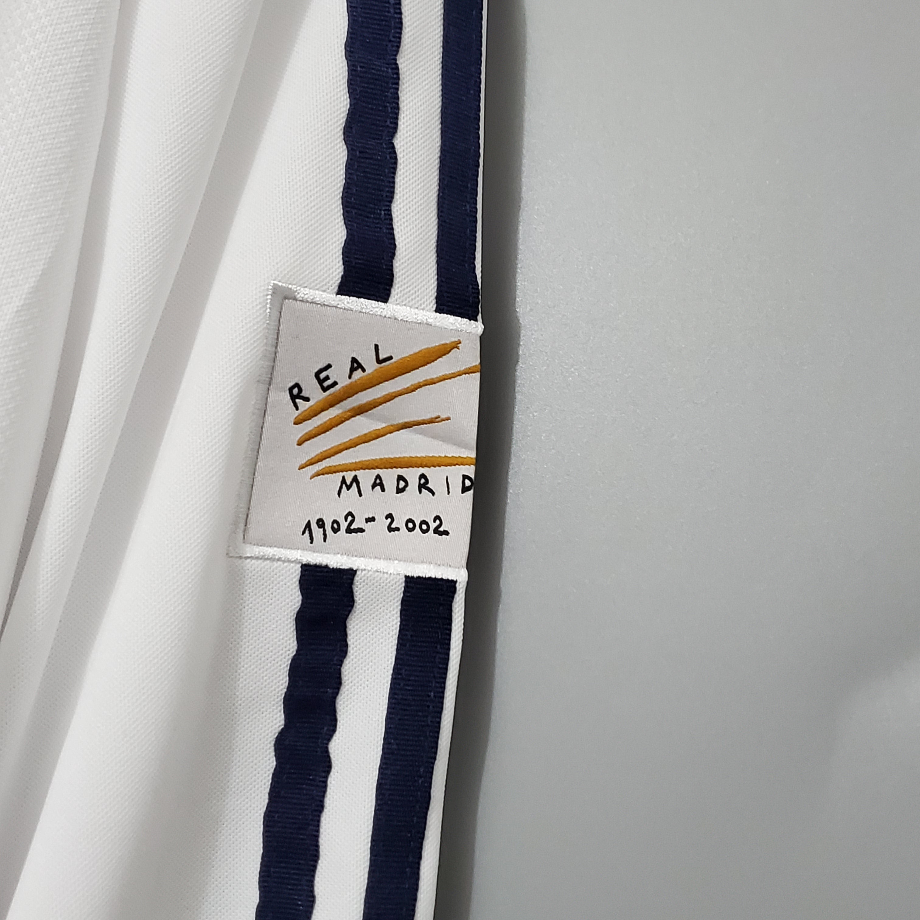 2001/2002 Real Madrid home long sleeve retro jersey