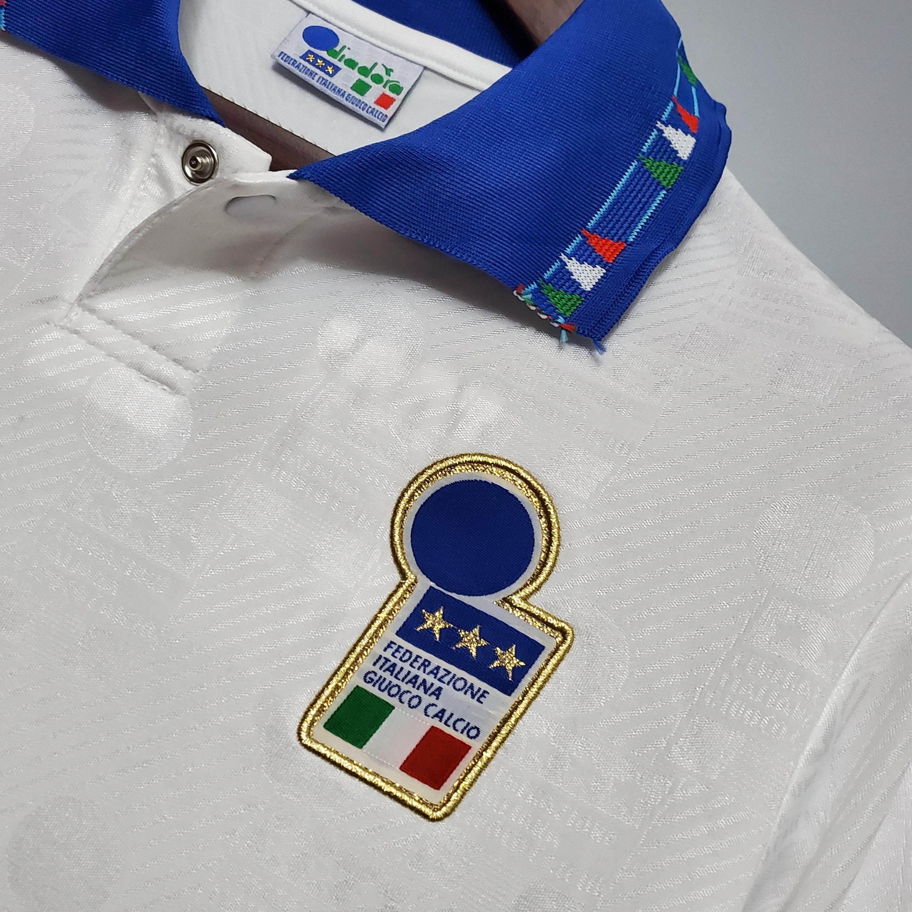 1994 Italien Auswärtstrikot im Retro-Stil